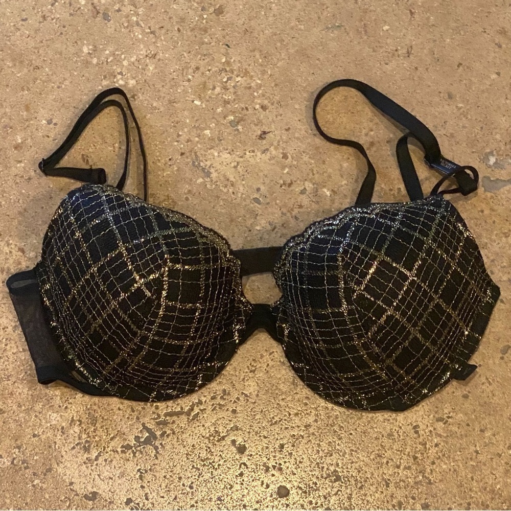 NWT-VICTORIA’S SECRET Black Gold Metallic Bra Size 34C